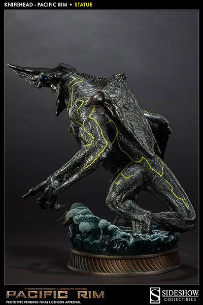 Soška Knifehead - Pacific Rim Statue - Sideshow