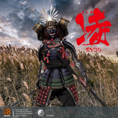 Figurka Ryou Female Samurai in Black Armor 1/6 Action Figure