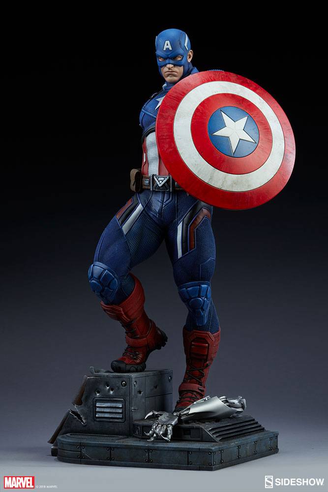 Soška Captain America - Marvel Comics Premium Format Figure