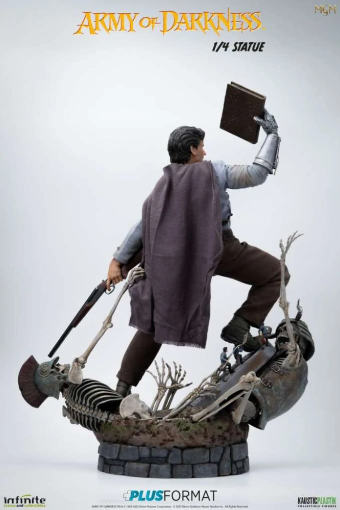 Soška Ash - Army of Darkness 1/4 Plus Format Statue