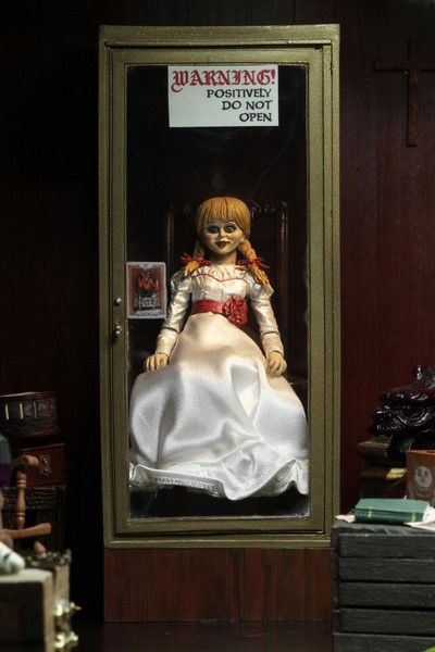 Figurka Ultimate Annabelle (Annabelle 3) - The Conjuring Universe Action Figure