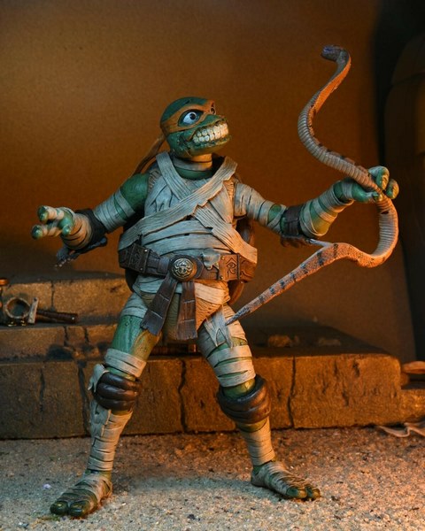 Figurka Michelangelo as The Mummy - Universal Monsters x Teenage Mutant Ninja Turtles Action Figure