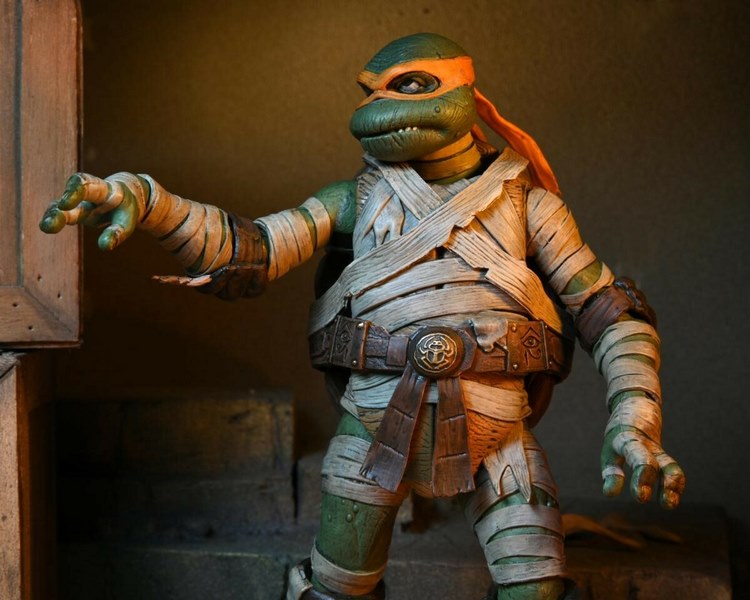 Figurka Michelangelo as The Mummy - Universal Monsters x Teenage Mutant Ninja Turtles Action Figure