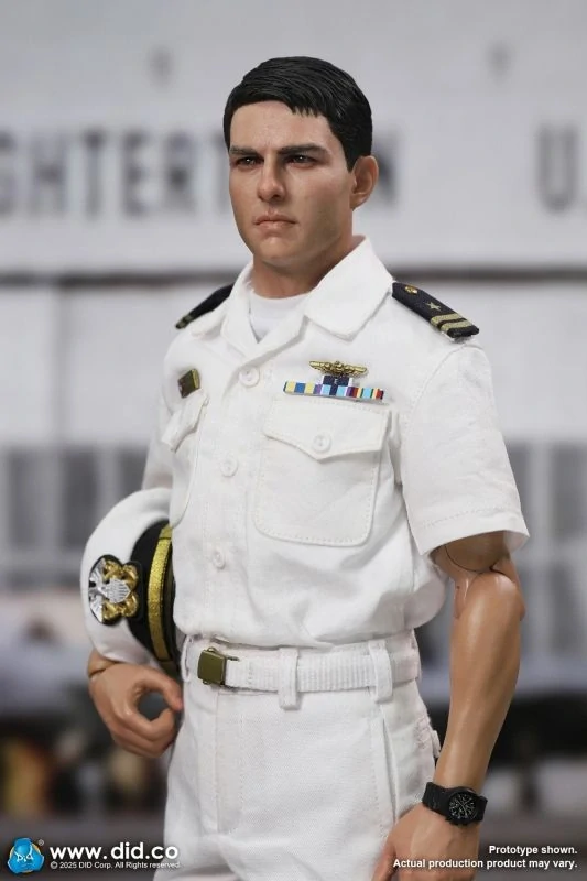 Figurka Maverick (US Navy Naval Aviator Lieutenant Pete Mitchell) - Top Gun 1/6 Action Figure