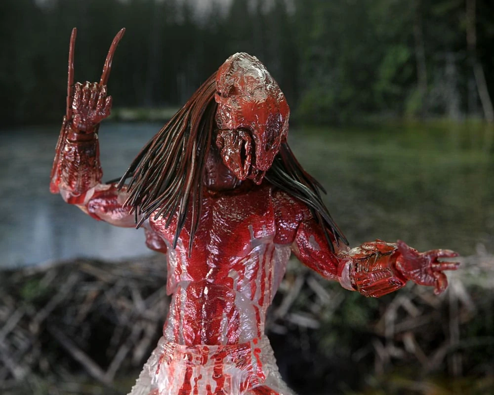 Figurka Ultimate Feral Bear Blood Predator - Prey Action Figure