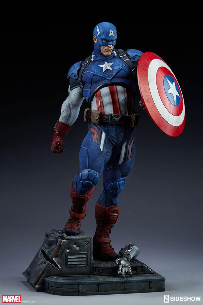 Soška Captain America - Marvel Comics Premium Format Figure