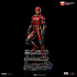 Soška The Flash (alternative Version) - DC Comics The Flash Movie Art Scale Statue 1/10